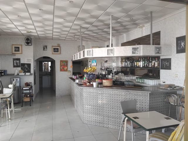 Business for sale in Los Dolses, Orihuela - € 250,000 (Ref: 9249147)