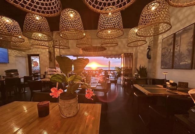 Entreprise à vendre à Centro - Muelle Pesquero, Torrevieja - 230 000 € (Ref: 9357243)