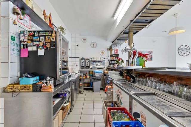 Azienda in vendita in Zona Puerto Deportivo, Fuengirola - 185.000 € (Rif: 9743179)