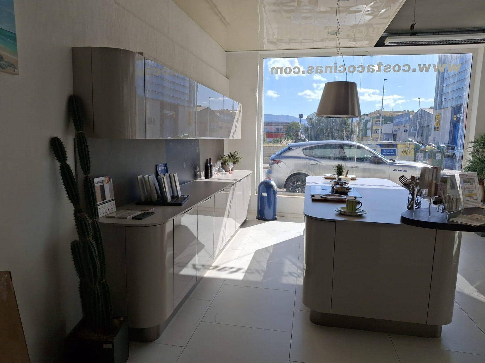 Entreprise à vendre à Ondara - 495 000 € (Ref: 9879683)
