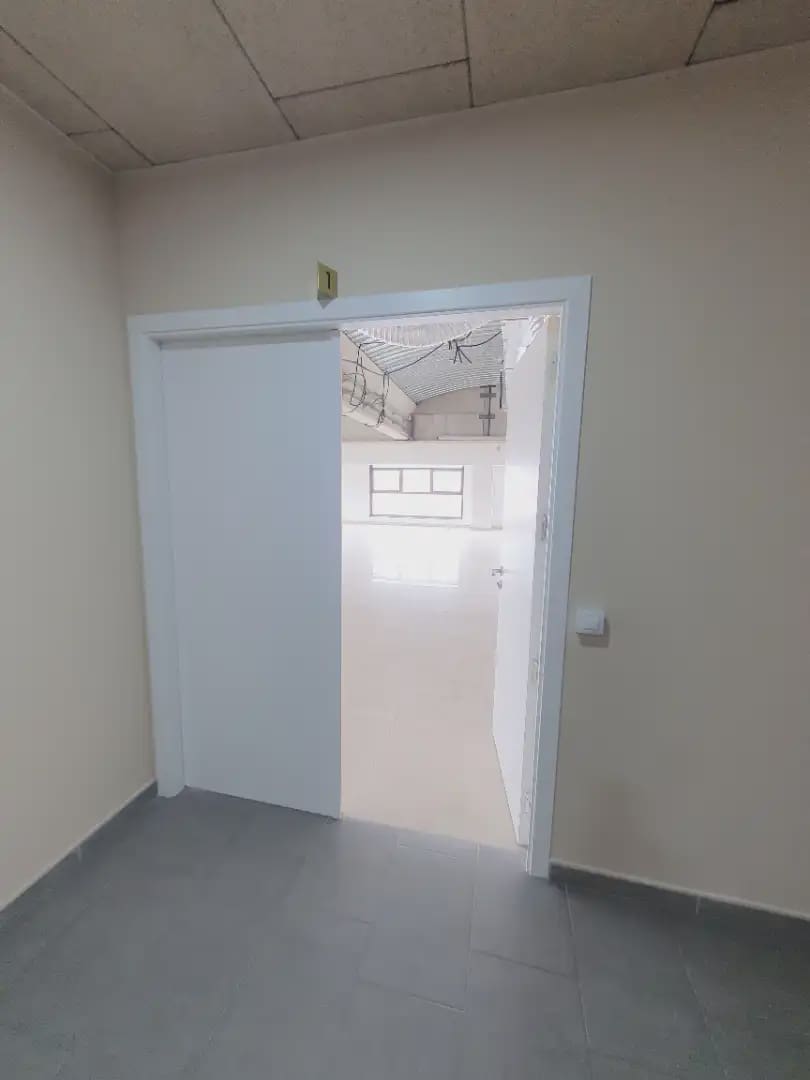 Office for sale in Celra with garage - € 145,900 (Ref: 9882342)