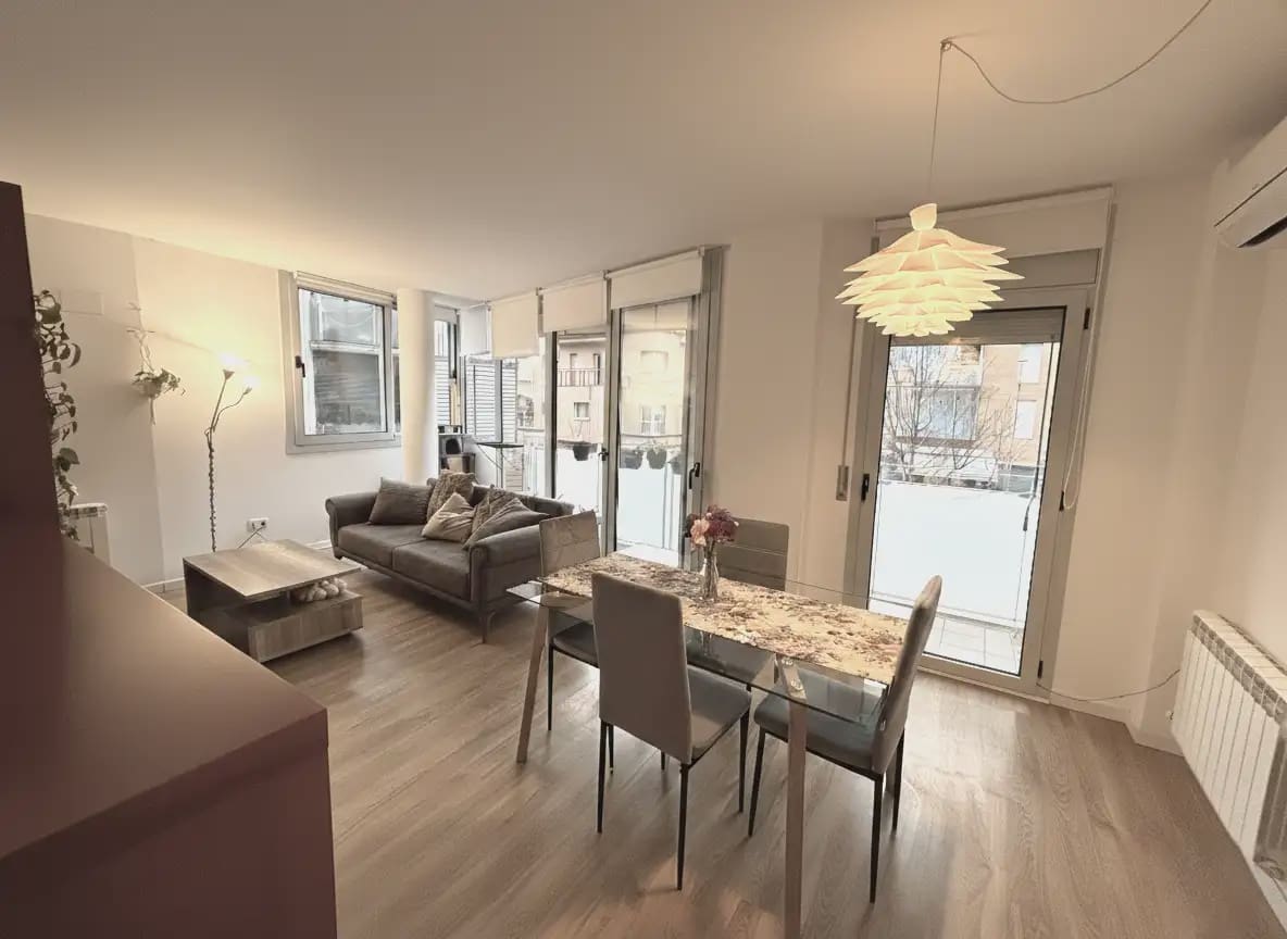 3 soverom Leilighet til salgs i Girona by med garasje - € 385 000 (Ref: 9882344)