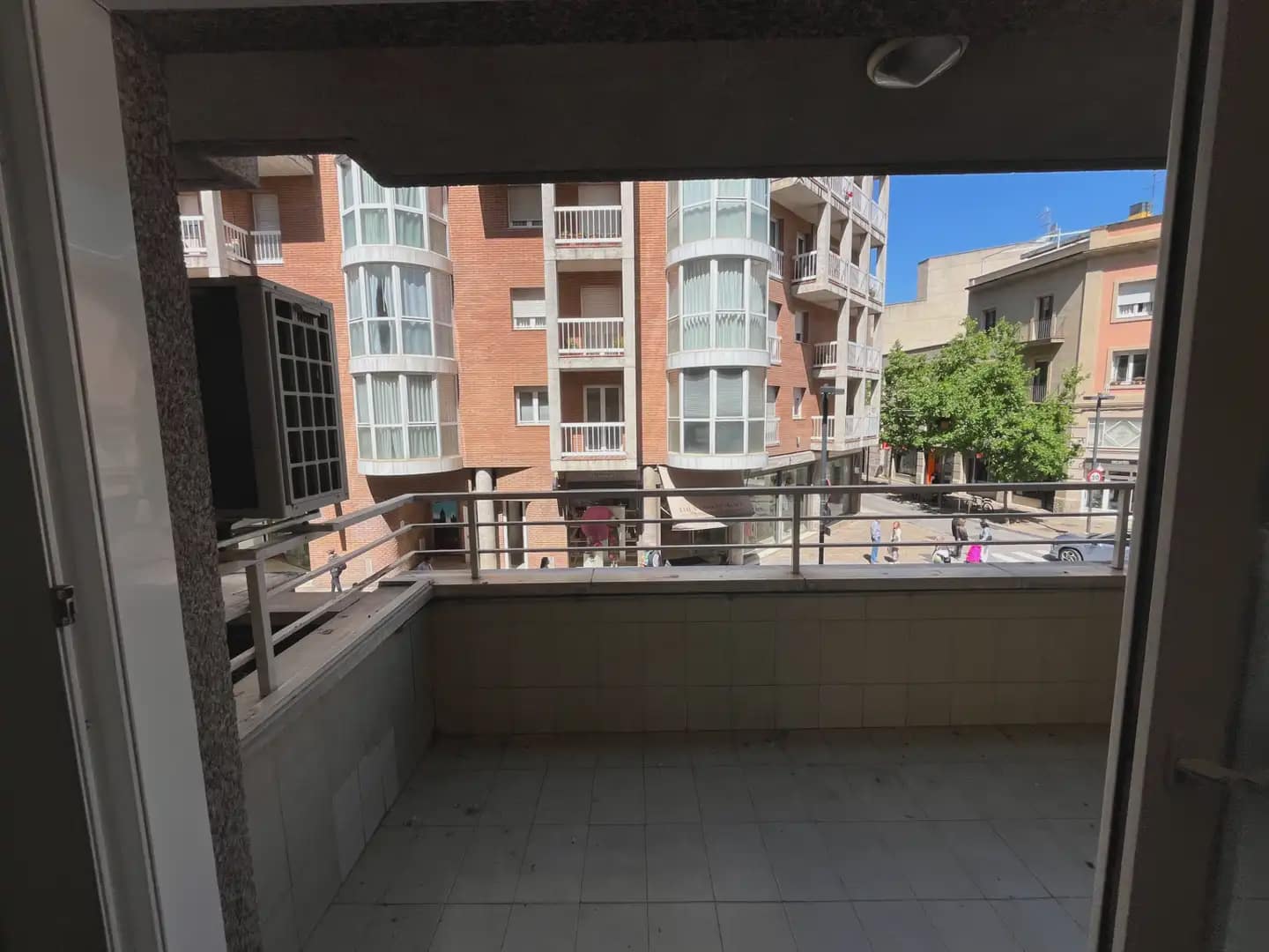 Kontor til salg i Girona by - € 240.000 (Ref: 9882346)