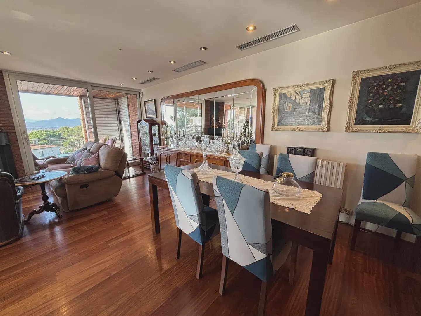 6 sovrum Villa till salu i Girona stad med pool garage - 1 600 000 € (Ref: 9882347)