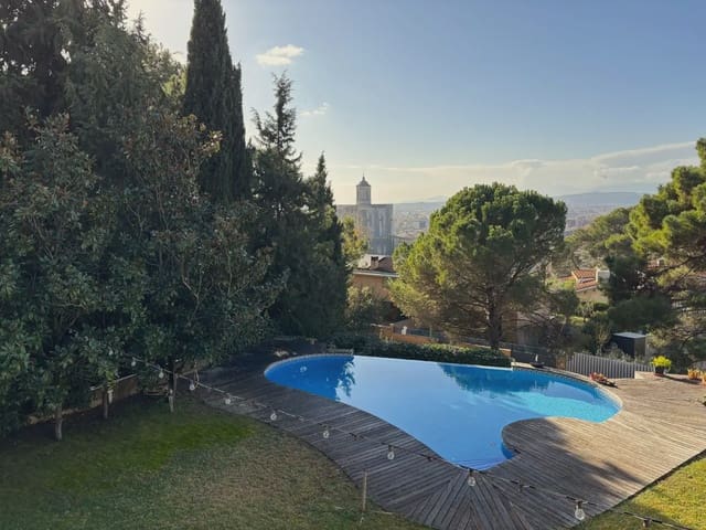 6 sovrum Villa till salu i Girona stad med pool garage - 1 600 000 € (Ref: 9882347)