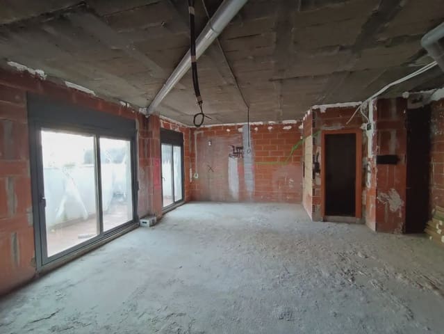 Local Commercial à vendre à Gérone ville - 69 900 € (Ref: 9882349)