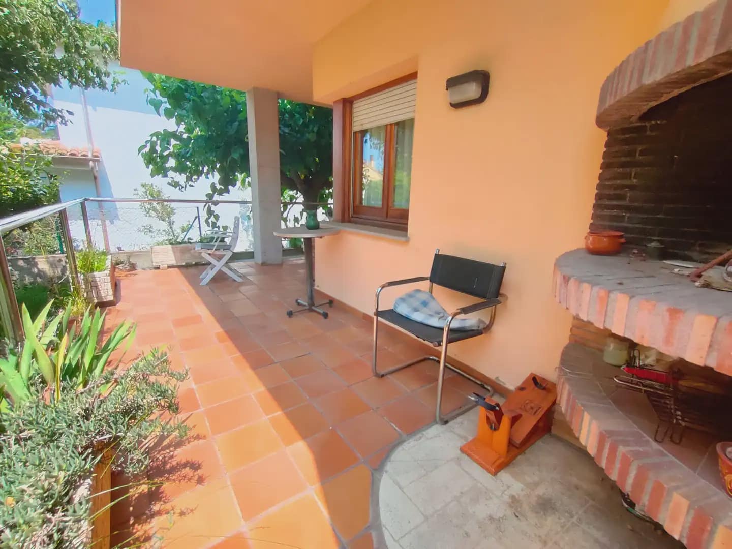 4 sypialnia Willa na sprzedaż w Miasto Girona z garażem - 800 000 € (Ref: 9882351)
