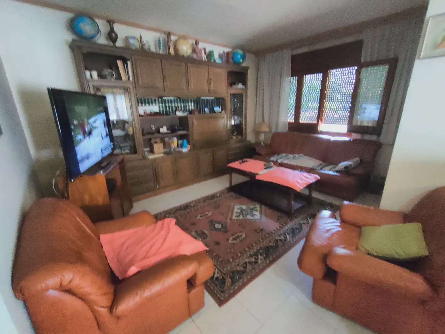 4 sypialnia Willa na sprzedaż w Miasto Girona z garażem - 800 000 € (Ref: 9882351)