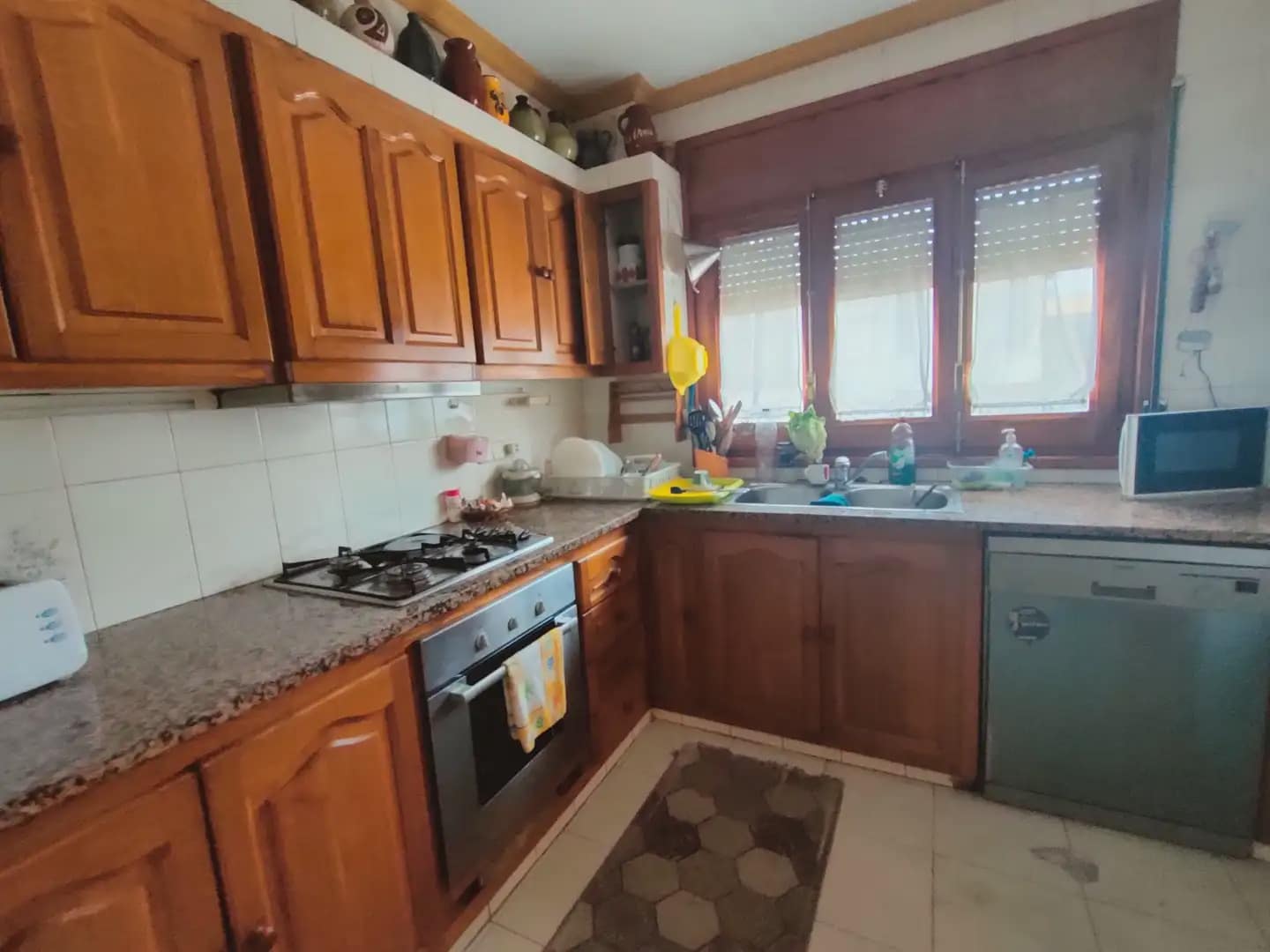 4 sypialnia Willa na sprzedaż w Miasto Girona z garażem - 800 000 € (Ref: 9882351)