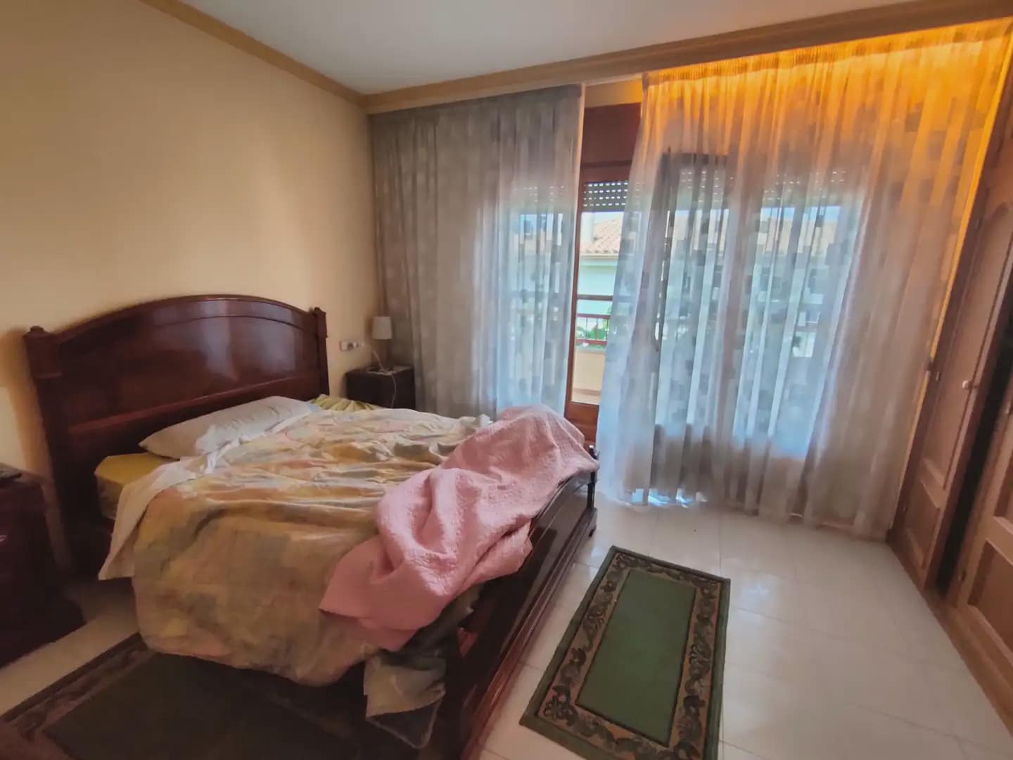 4 sypialnia Willa na sprzedaż w Miasto Girona z garażem - 800 000 € (Ref: 9882351)