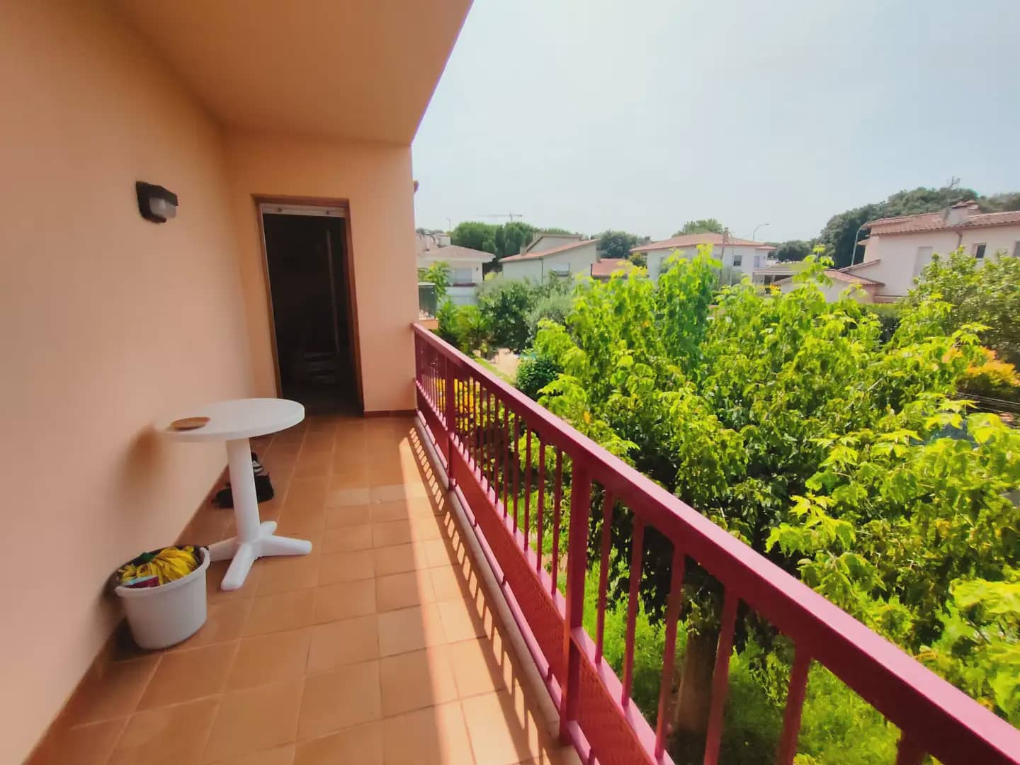 4 sypialnia Willa na sprzedaż w Miasto Girona z garażem - 800 000 € (Ref: 9882351)