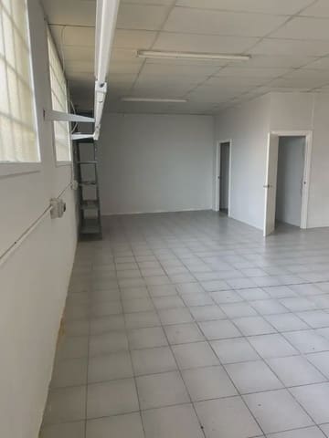 Commercial for sale in Sarrià de Ter - € 195,000 (Ref: 9882352)