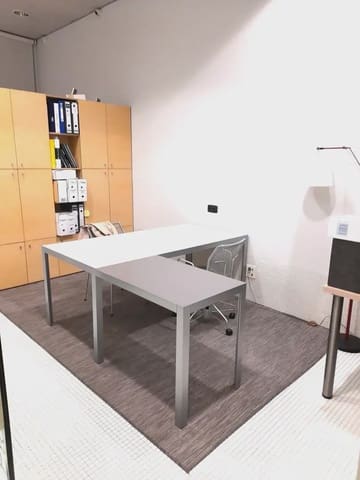 Gewerbe zu verkaufen in Girona Stadt - 210.000 € (Ref: 9882353)