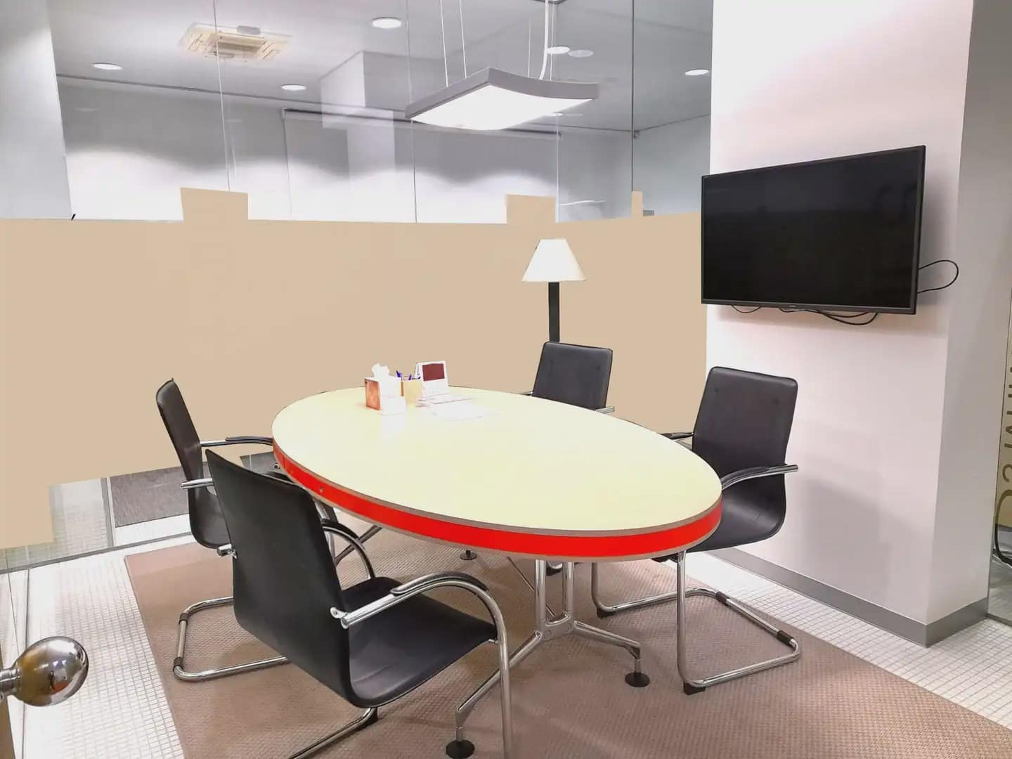 Kommersiell till salu i Girona stad - 210 000 € (Ref: 9882353)