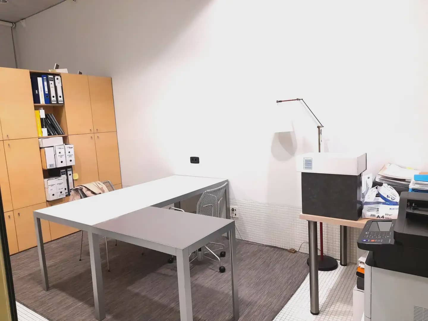 Kommersiell till salu i Girona stad - 210 000 € (Ref: 9882353)