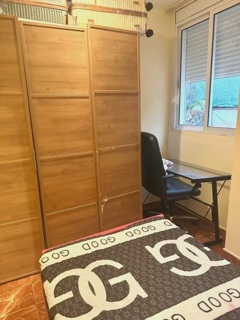 3 bedroom Flat for sale in Olot - € 140,000 (Ref: 9882354)