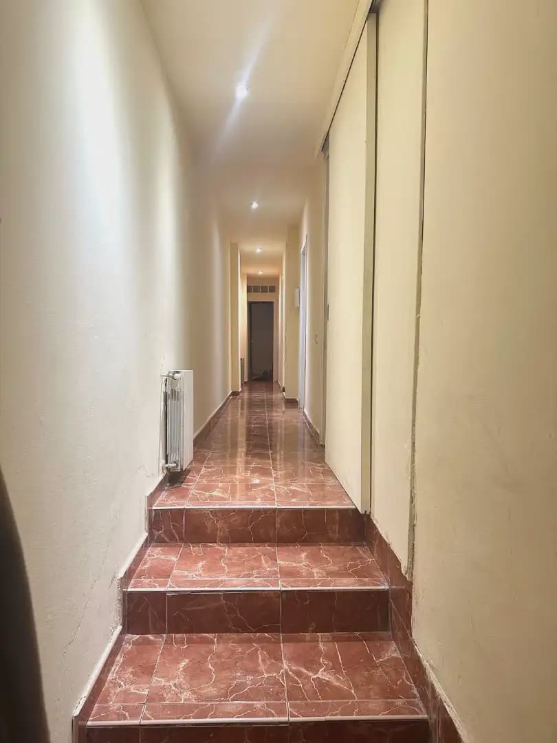 3 bedroom Flat for sale in Olot - € 140,000 (Ref: 9882354)