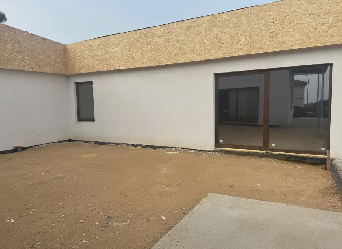 4 bedroom Villa for sale in Caldes de Malavella - € 630,000 (Ref: 9882359)