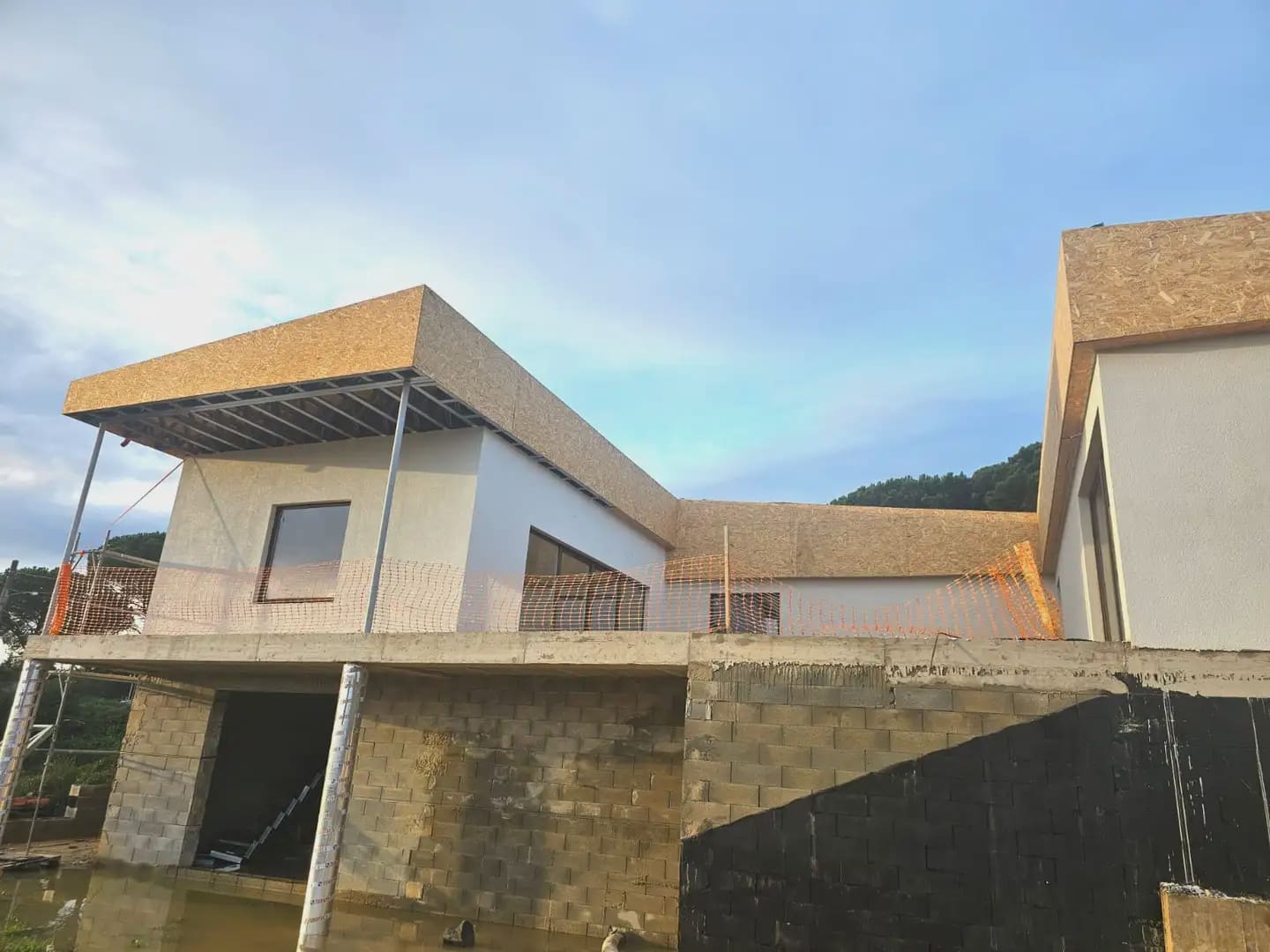 4 bedroom Villa for sale in Caldes de Malavella - € 630,000 (Ref: 9882359)