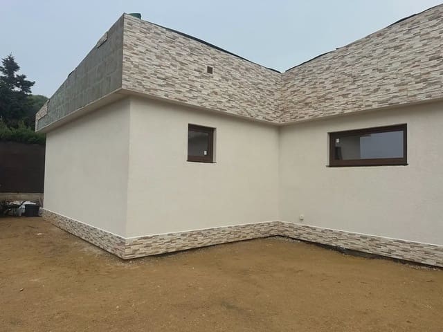 4 soverom Villa til salgs i Caldes de Malavella - € 630 000 (Ref: 9882359)