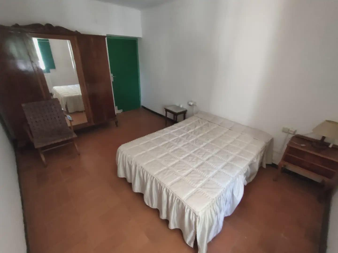 8 sypialnia Finka/Dom wiejski na sprzedaż w Bescano z garażem - 250 000 € (Ref: 9882365)