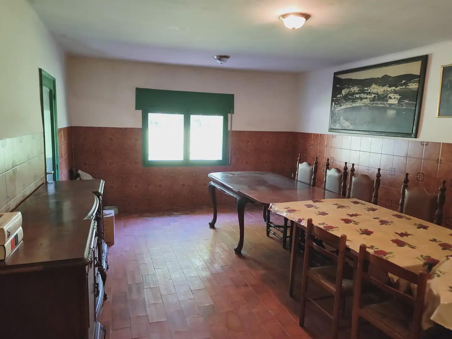 8 sypialnia Finka/Dom wiejski na sprzedaż w Bescano z garażem - 250 000 € (Ref: 9882365)