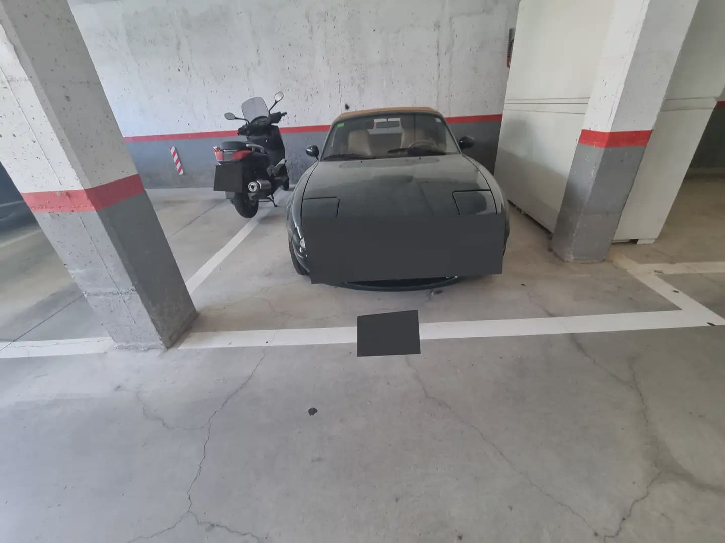 Garage till salu i Figueres - 8 500 € (Ref: 9882367)