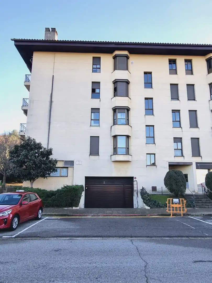 Garage till salu i Girona stad - 12 900 € (Ref: 9882369)
