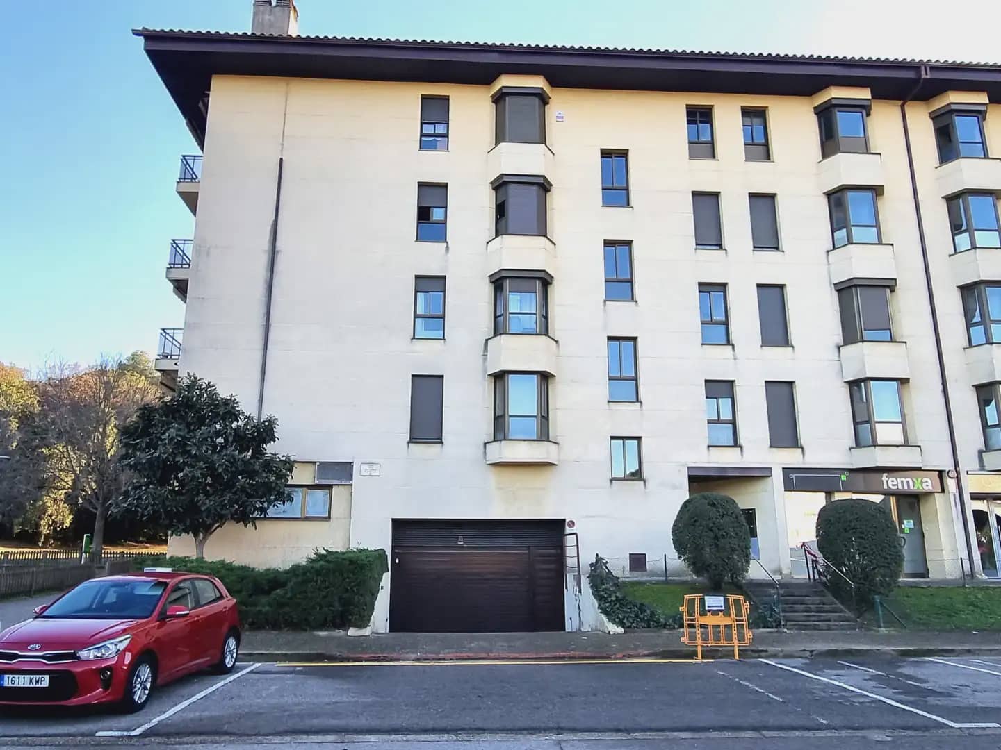 Garage till salu i Girona stad - 12 900 € (Ref: 9882369)