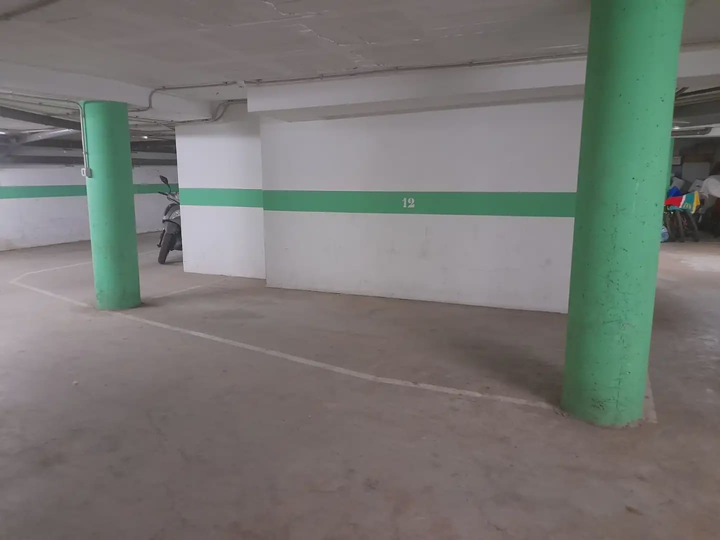 Garage till salu i Celra - 6 900 € (Ref: 9882370)