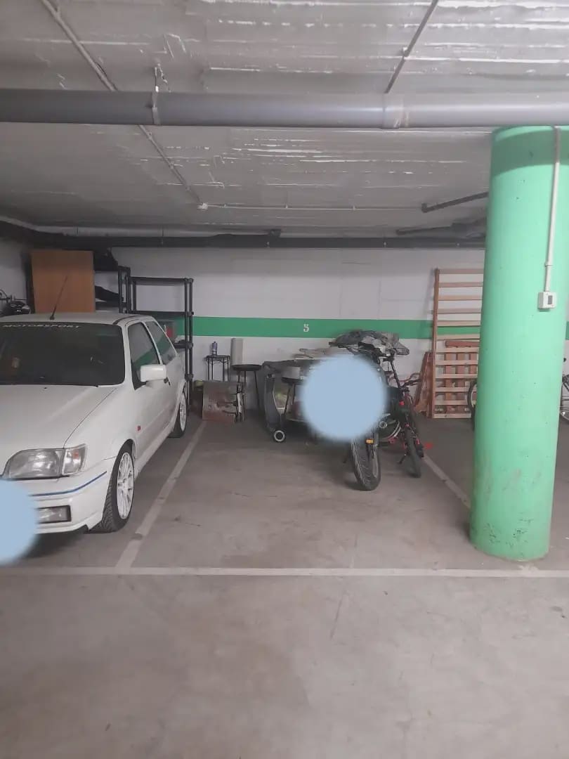 Garage till salu i Celra - 6 900 € (Ref: 9882370)