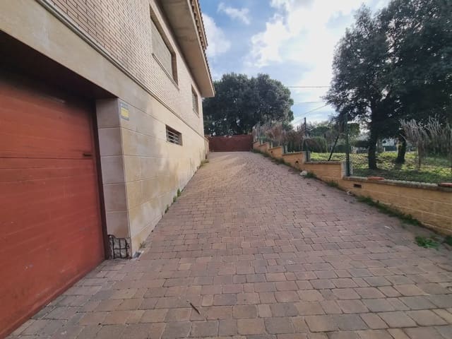5 quarto Moradia para venda em Maçanet de la Selva com piscina garagem - 499 000 € (Ref: 9882371)