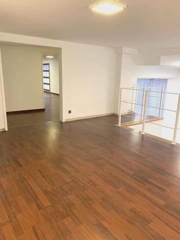 Komercyjne do wynajęcia w Miasto Girona - 1 500 € (Ref: 9882372)