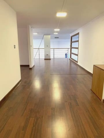 Komercyjne do wynajęcia w Miasto Girona - 1 500 € (Ref: 9882372)