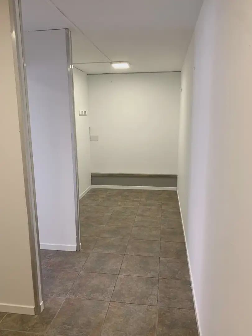 Komercyjne do wynajęcia w Miasto Girona - 1 500 € (Ref: 9882372)