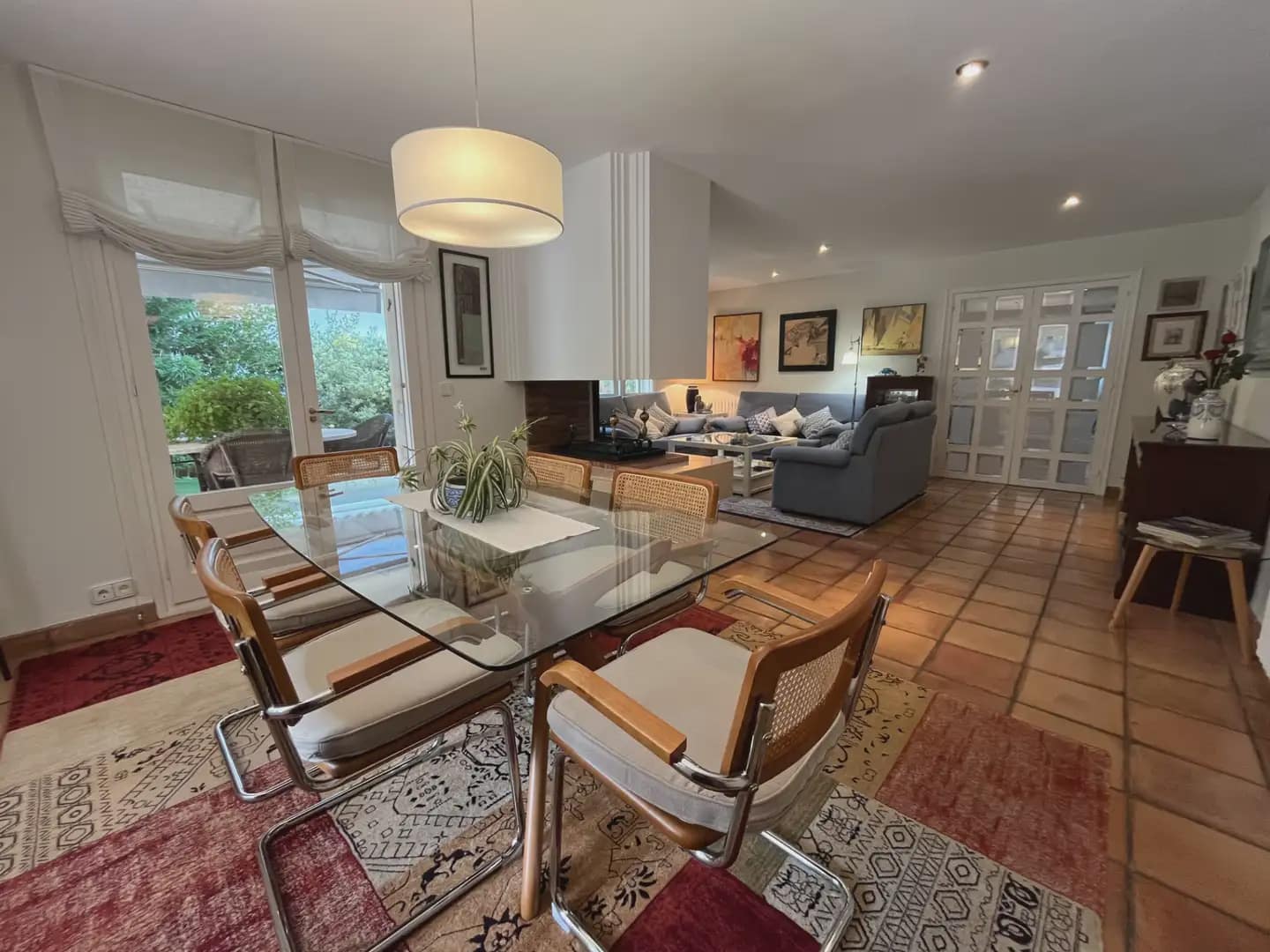 5 sypialnia Willa na sprzedaż w Miasto Girona z basenem garażem - 1 200 000 € (Ref: 9882385)