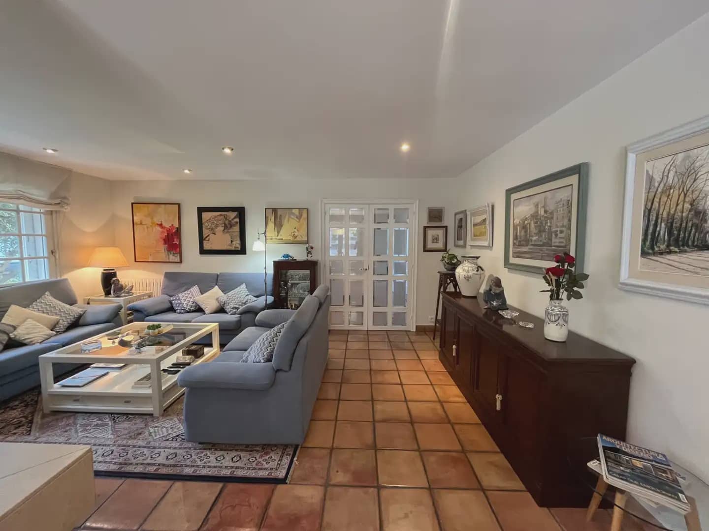 5 sypialnia Willa na sprzedaż w Miasto Girona z basenem garażem - 1 200 000 € (Ref: 9882385)