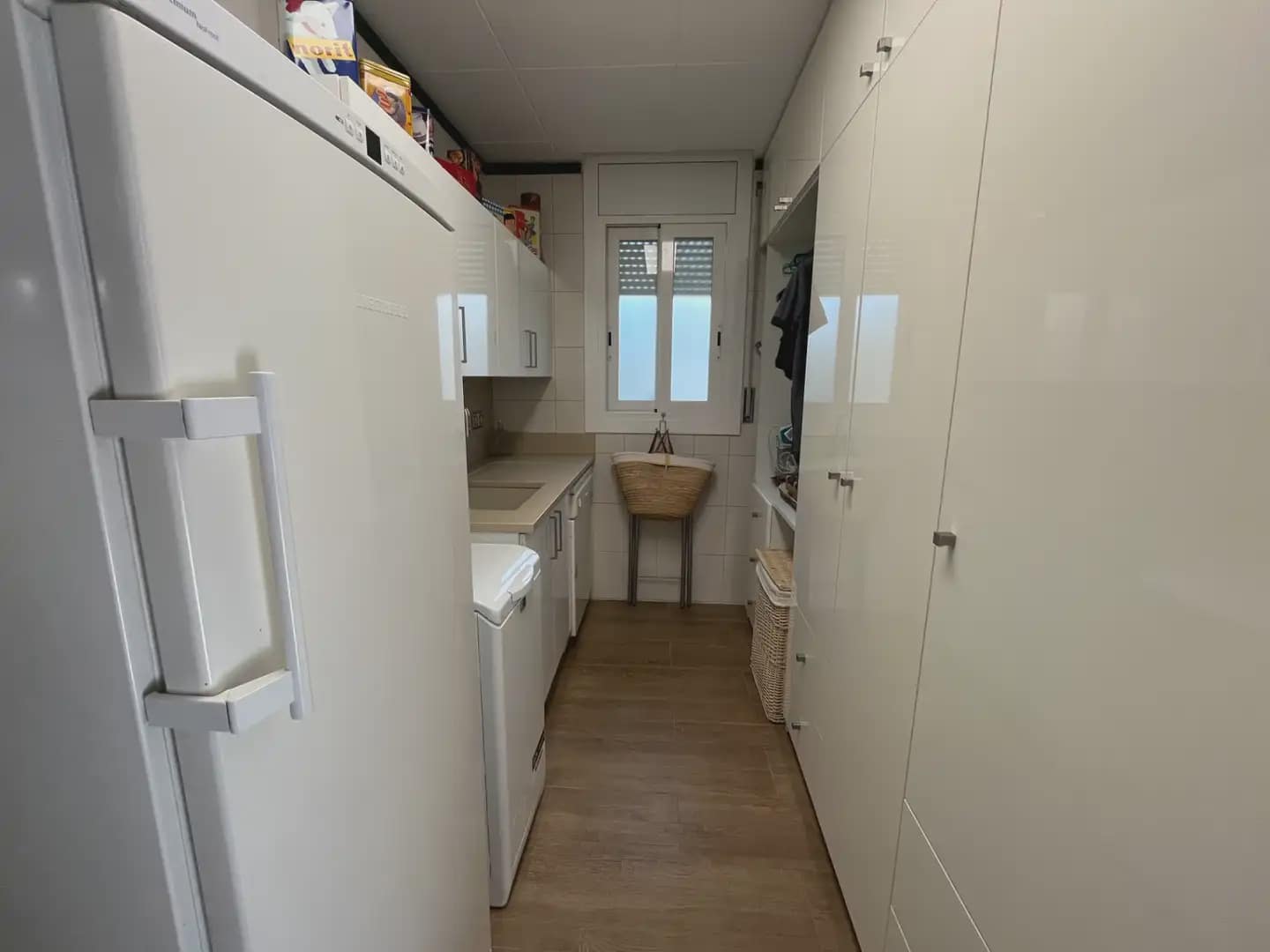 5 sypialnia Willa na sprzedaż w Miasto Girona z basenem garażem - 1 200 000 € (Ref: 9882385)