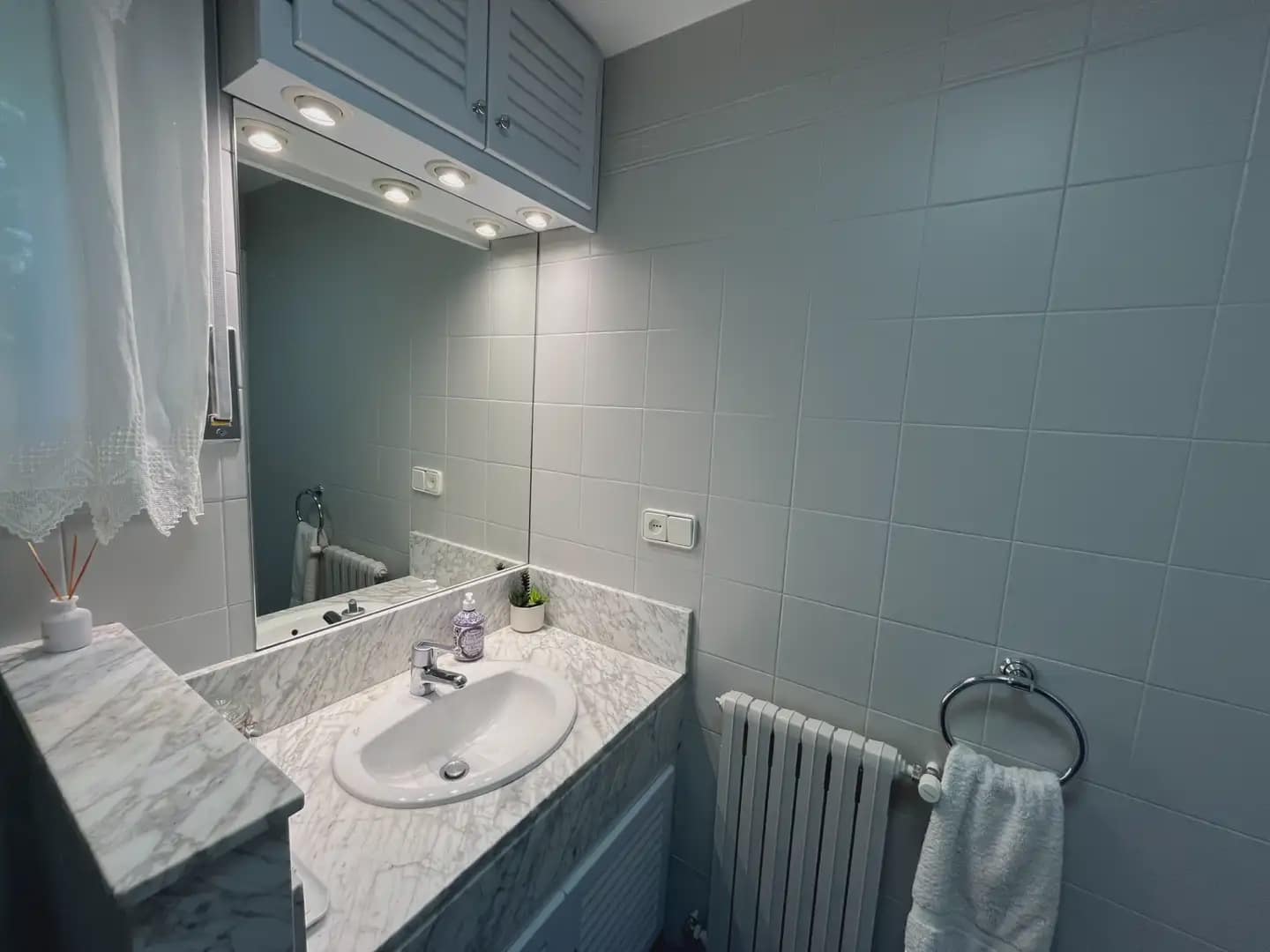 5 sypialnia Willa na sprzedaż w Miasto Girona z basenem garażem - 1 200 000 € (Ref: 9882385)