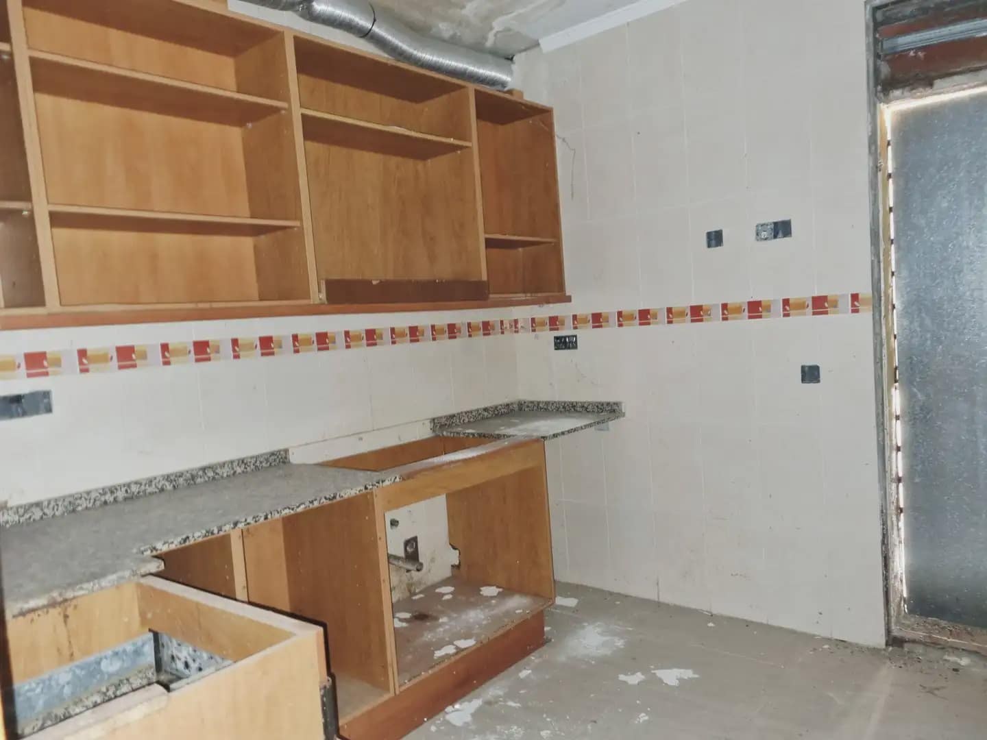 3 Zimmer Reihenhaus zu verkaufen in Lloret de Mar mit Garage - 179.900 € (Ref: 9882386)