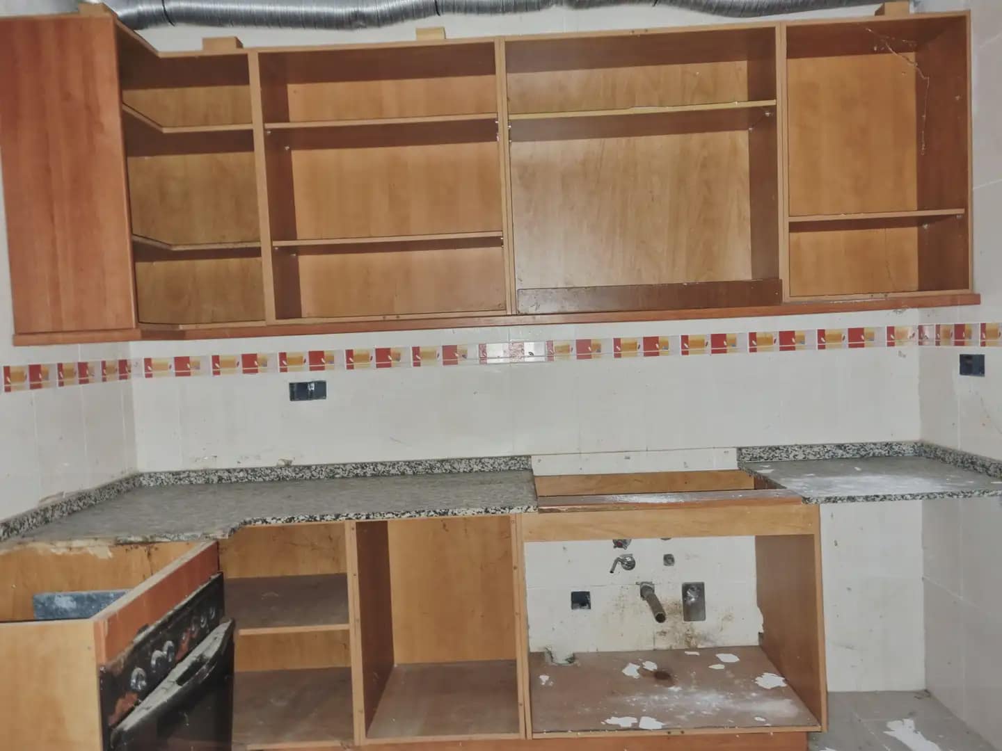 3 Zimmer Reihenhaus zu verkaufen in Lloret de Mar mit Garage - 179.900 € (Ref: 9882386)