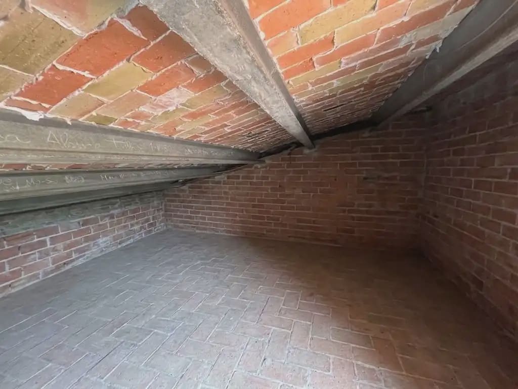 3 soverom Kjedet enebolig til salgs i Girona by med garasje - € 300 000 (Ref: 9882387)