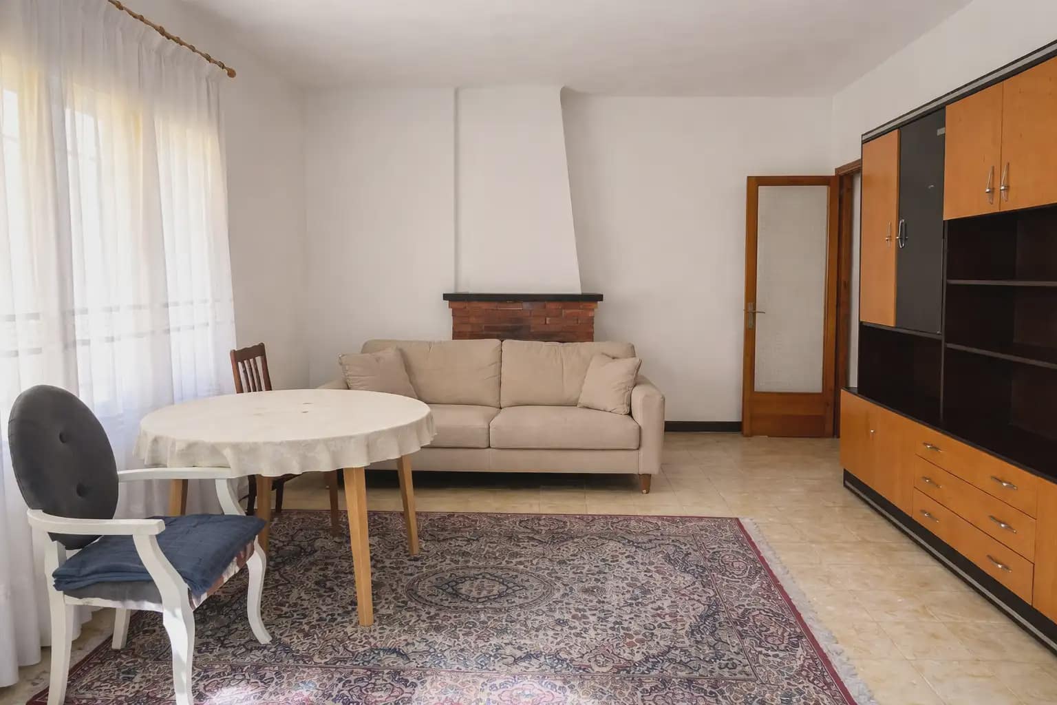 3 soverom Kjedet enebolig til salgs i Girona by med garasje - € 300 000 (Ref: 9882387)