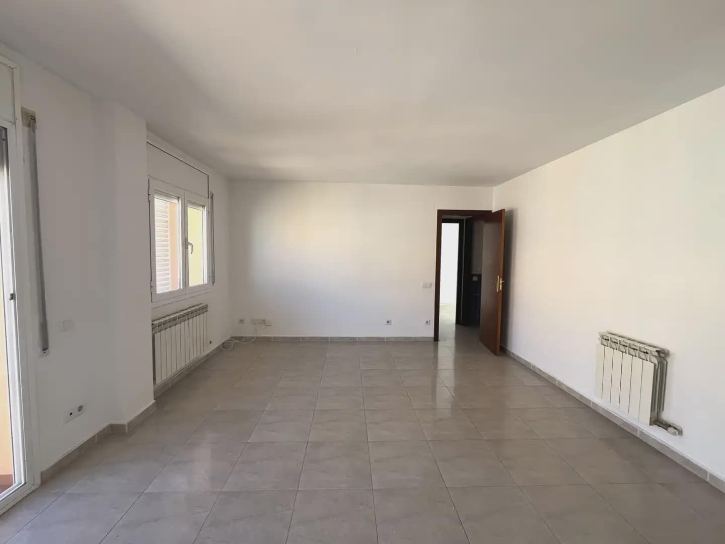 3 soverom Leilighet til salgs i Girona by med garasje - € 283 000 (Ref: 9882388)