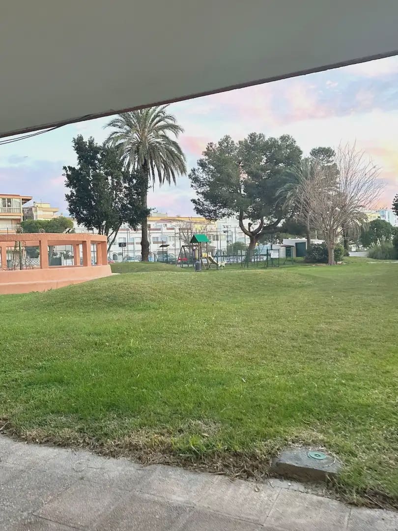 Apartamento para venda em Roses com piscina - 98 000 € (Ref: 9882392)