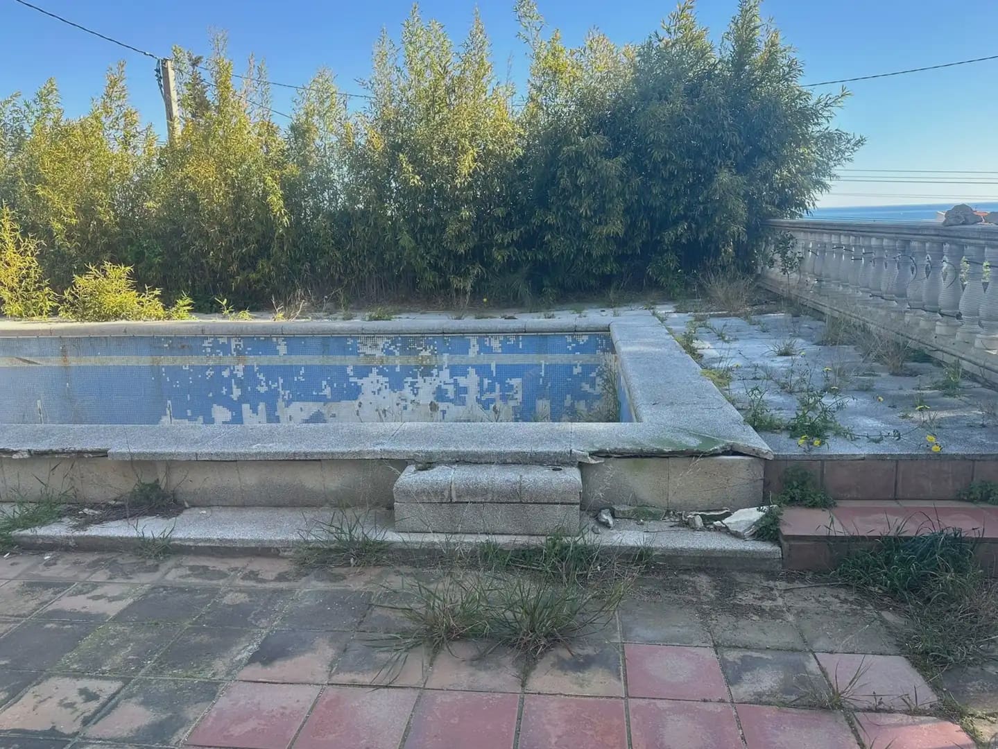 4 sovrum Villa till salu i Llanca med pool garage - 393 000 € (Ref: 9882393)