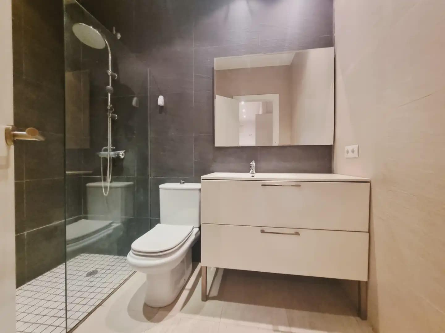 3 soverom Leilighet til salgs i Girona by - € 420 000 (Ref: 9882394)