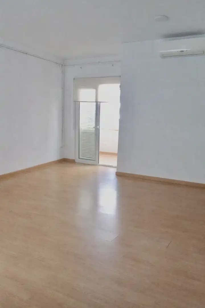 3 quarto Apartamento para venda em Llanca - 215 000 € (Ref: 9882395)