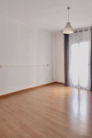 3 quarto Apartamento para venda em Llançà - 215 000 € (Ref: 9882395)