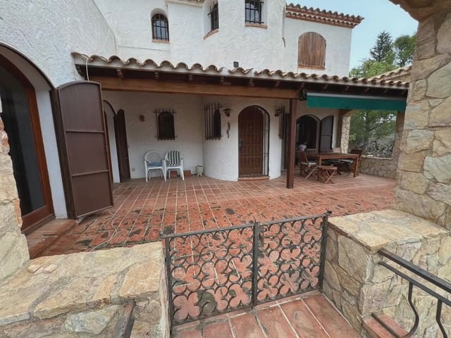 7 sypialnia Willa na sprzedaż w Llançà z garażem - 750 000 € (Ref: 9882396)